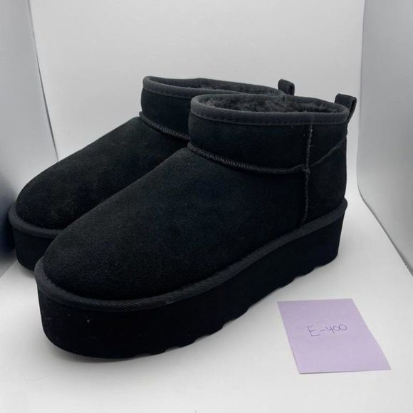 CUSHIONAIRE Women's COZY Genuine Suede pull on platform boot BLACK 9 - Picture 2 of 6